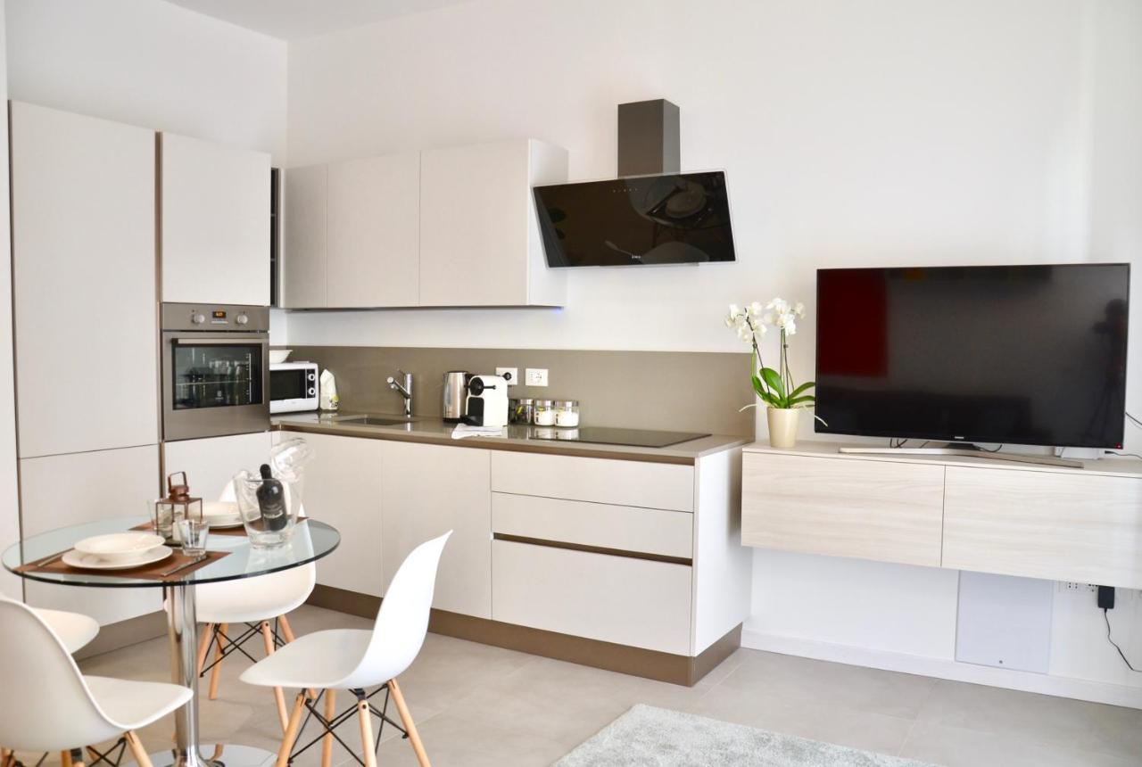 Flats4Rent Nikos Apartment Верона Екстериор снимка
